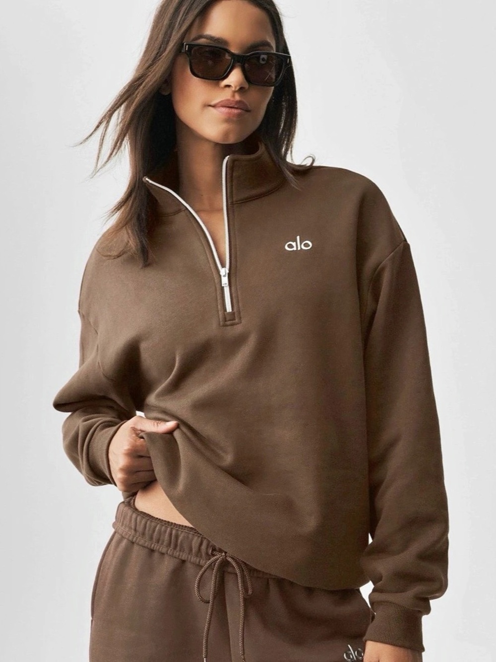 Alo Accolade Quarter Zip Sweatshirt in Espresso Brown New